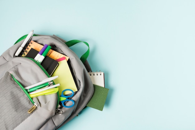 开学安全第一课幼儿园发朋友圈文案 暑假安全教育第一课小学